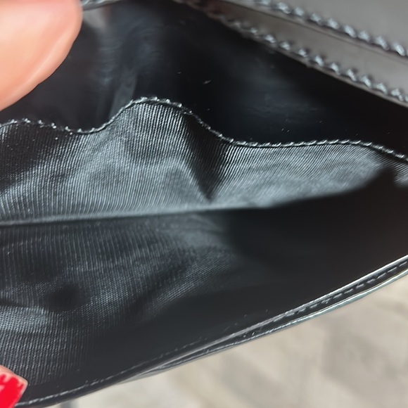 Gucci G patent leather wallet EUC - Picture 6 of 13